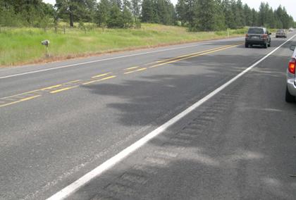 Figure 12. Photograph of centerline and edge rumble strips on Washington State roadway.
