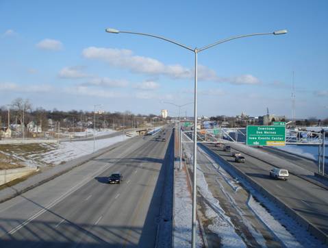 Figure 80.  Lighting was placed down the center of the median where more cross-sectional width was available.